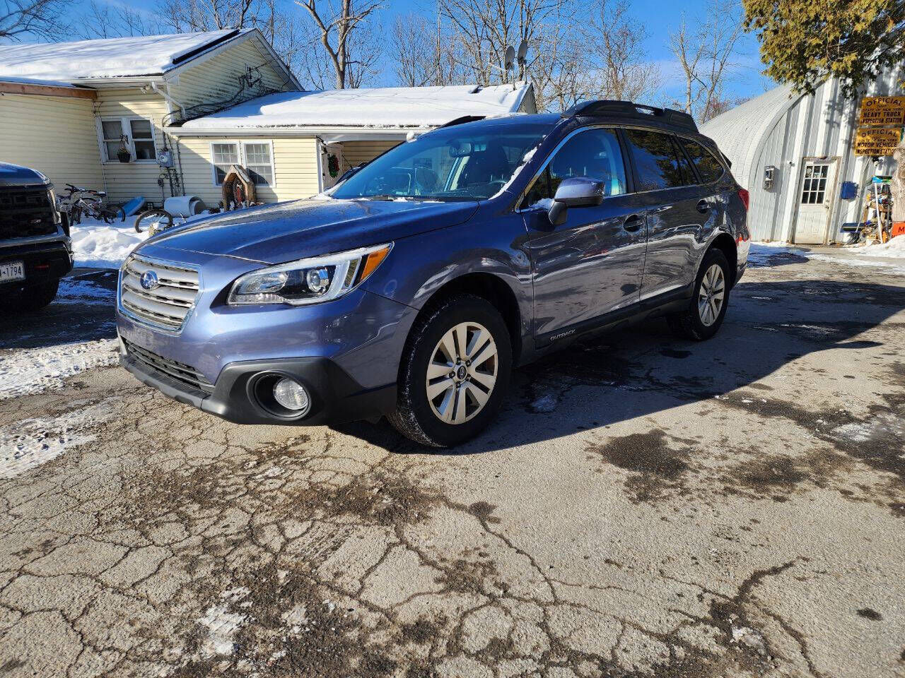 2015 SUBARU Outback
