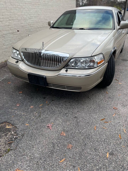 2007 LINCOLN Town Car