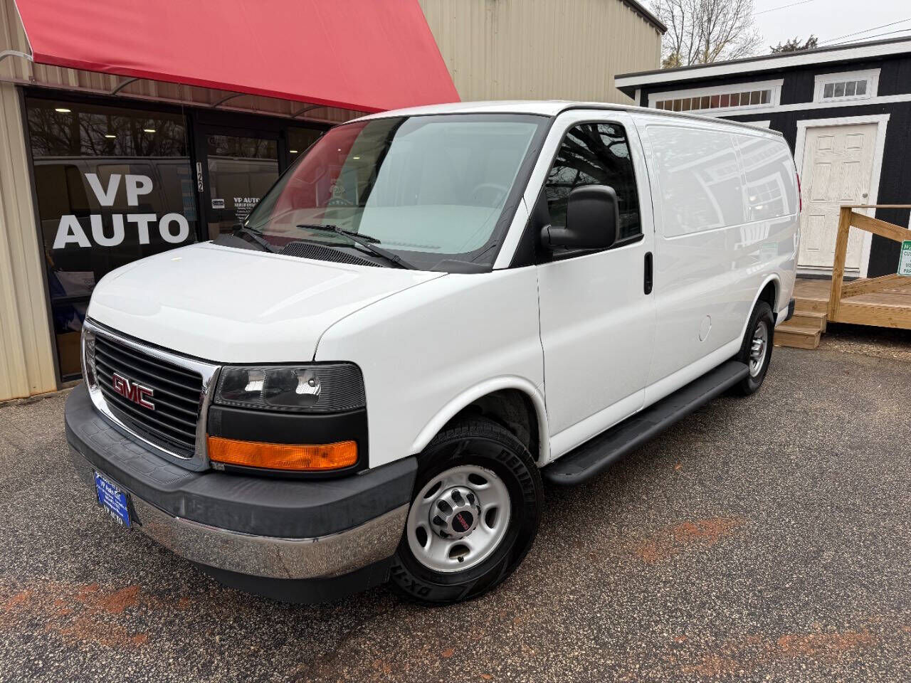 2017 GMC Savana
