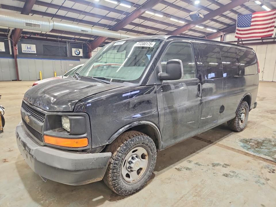 2013 CHEVROLET Express