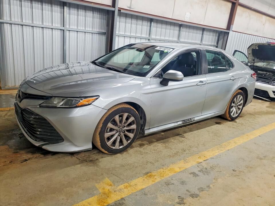 2019 TOYOTA Camry