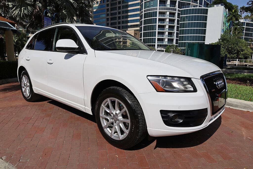 2009 AUDI Q5