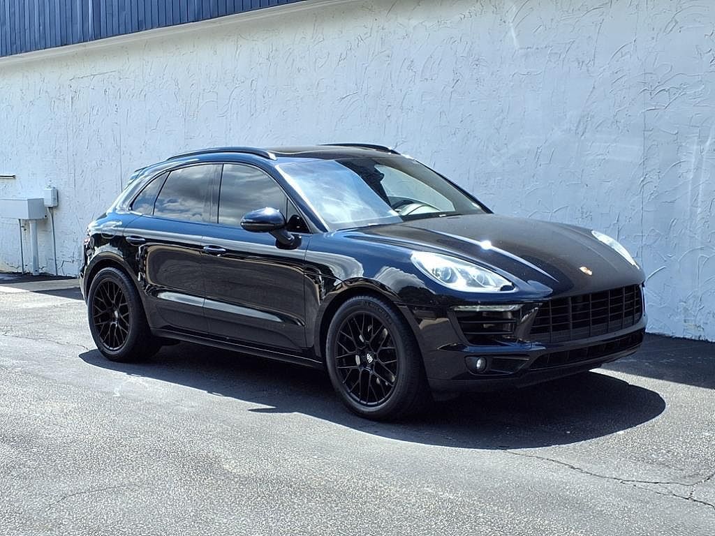 2015 PORSCHE Macan