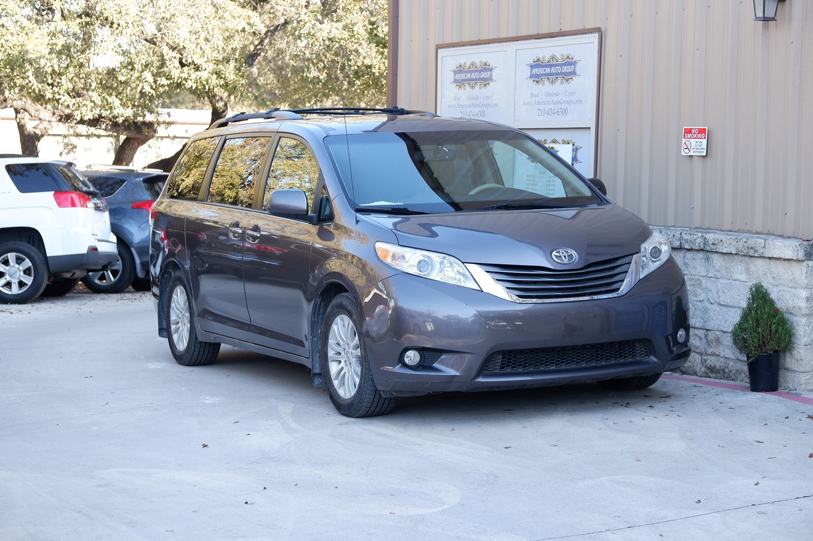 2014 TOYOTA Sienna