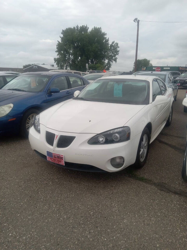 2008 PONTIAC Grand Prix