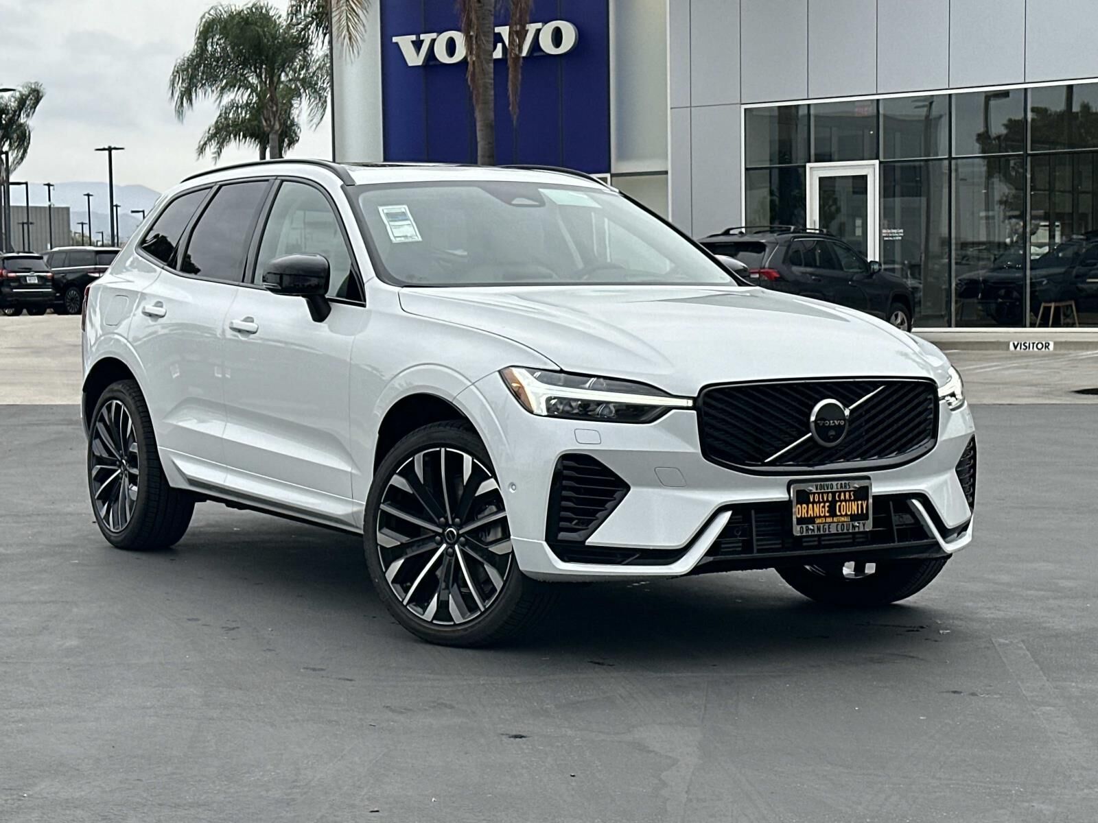 2026 VOLVO XC60