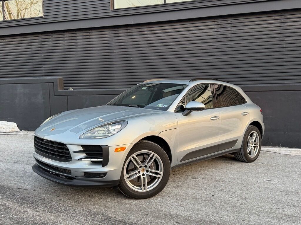 2021 PORSCHE Macan