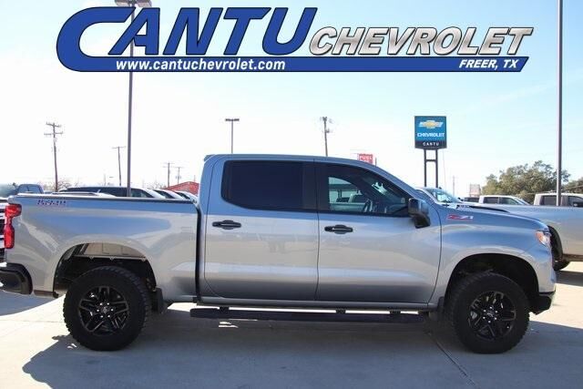 2024 CHEVROLET Silverado