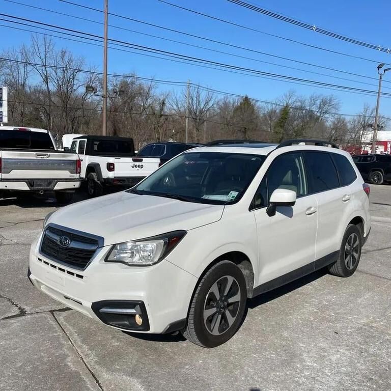 2017 SUBARU Forester