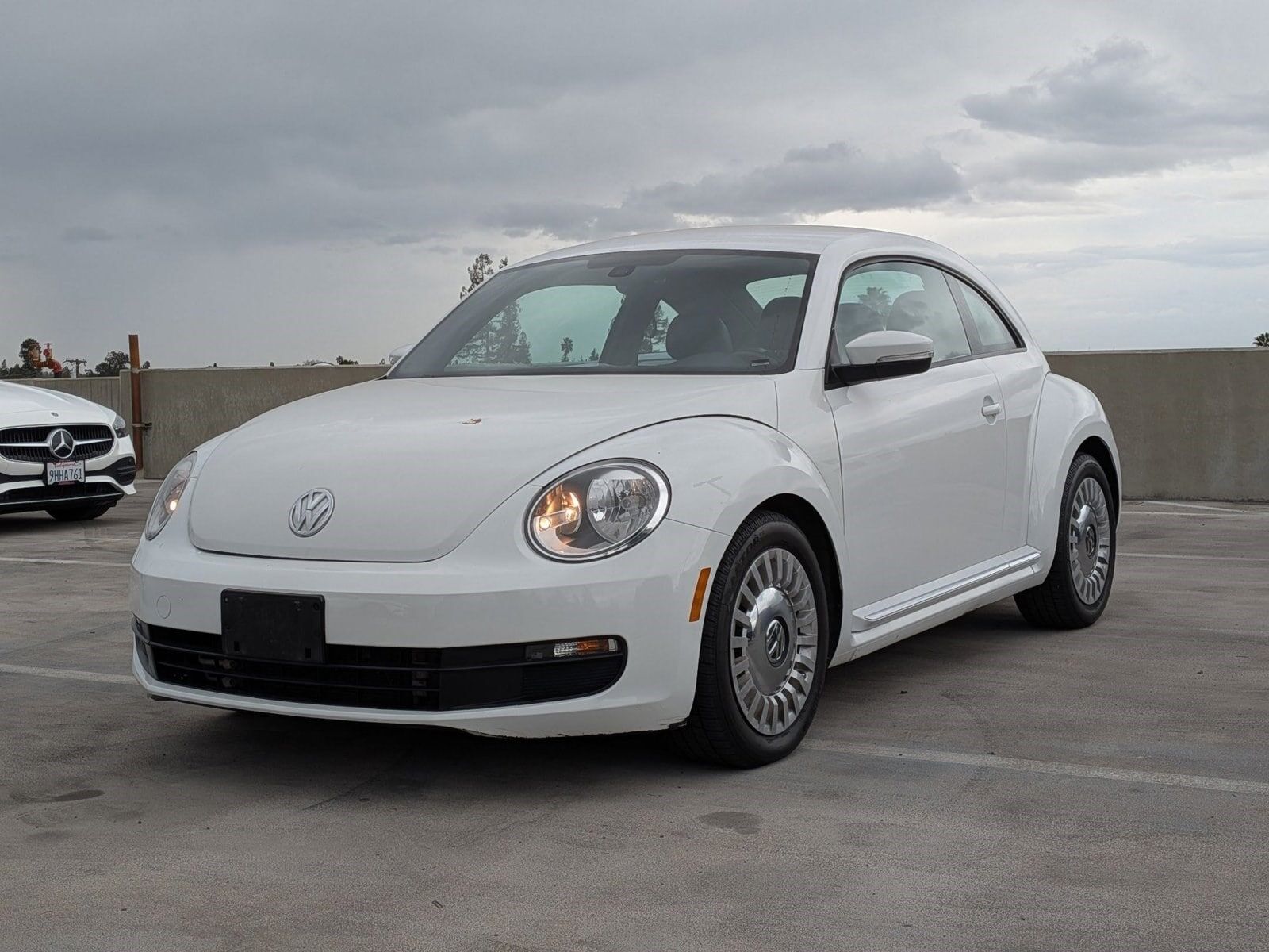 2016 VOLKSWAGEN Beetle