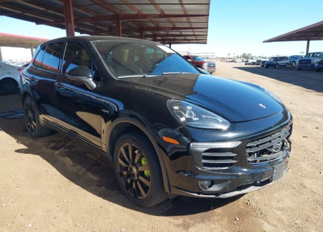 2015 PORSCHE Cayenne