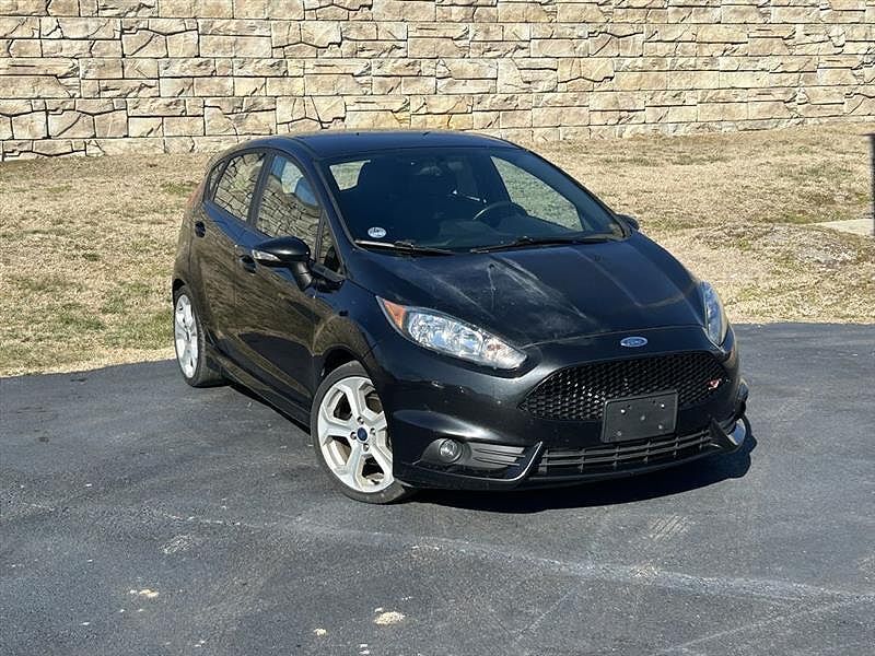 2015 FORD Fiesta