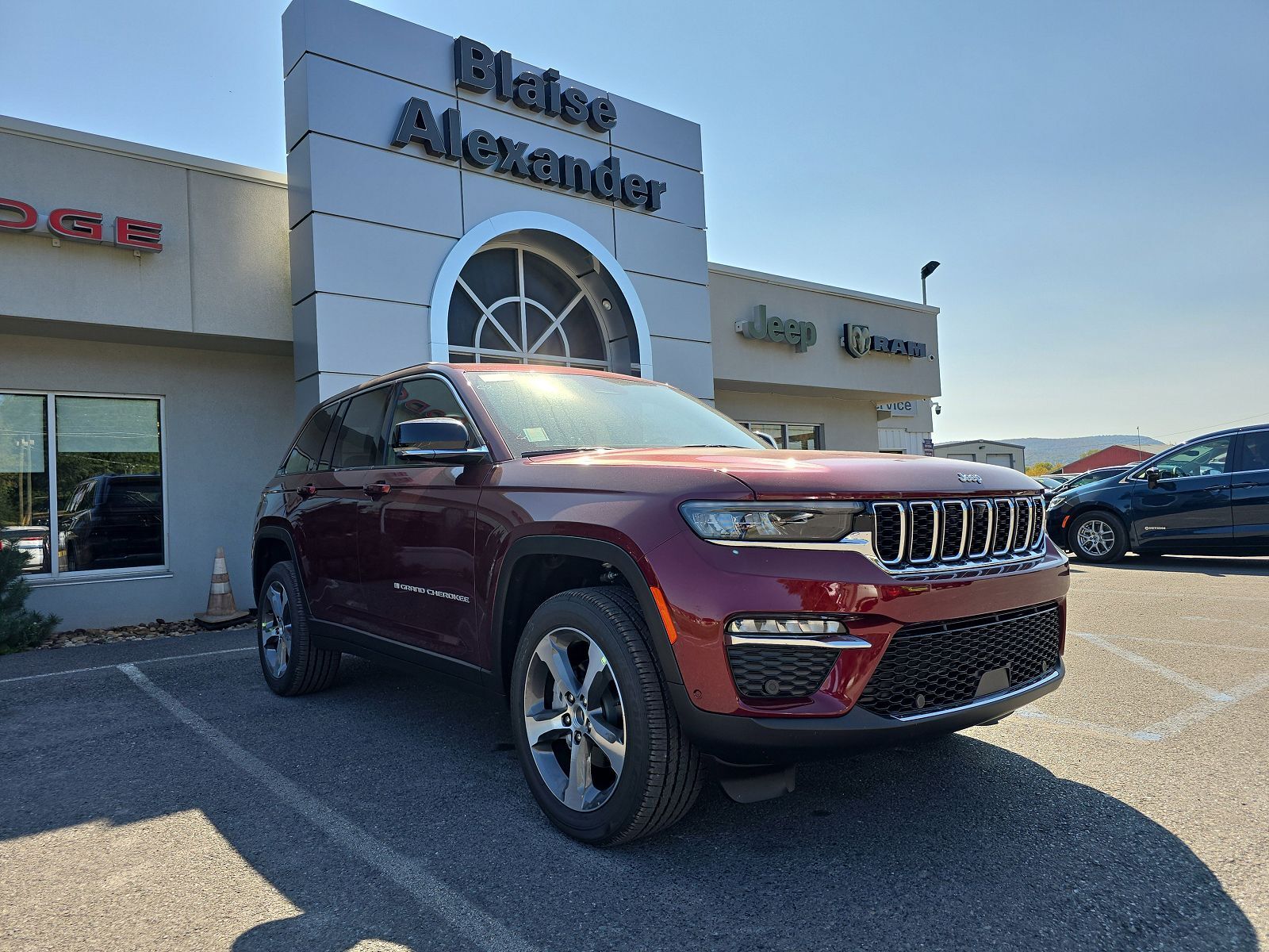 2025 JEEP Grand Cherokee