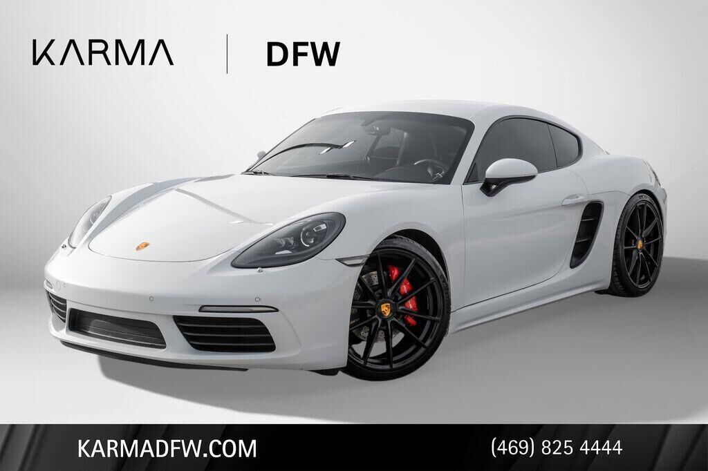 2017 PORSCHE Cayman
