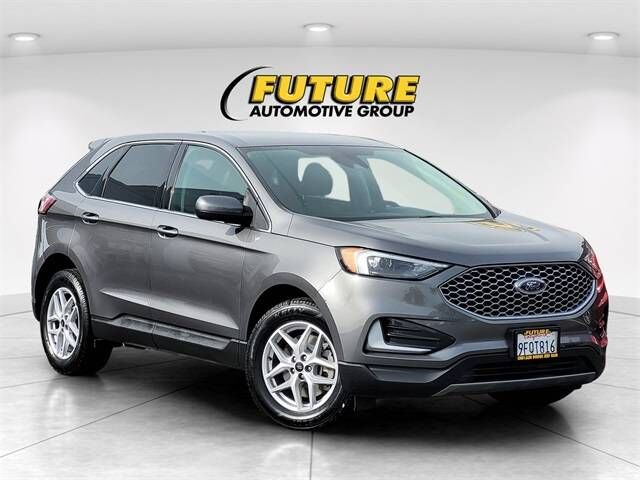 2023 FORD Edge