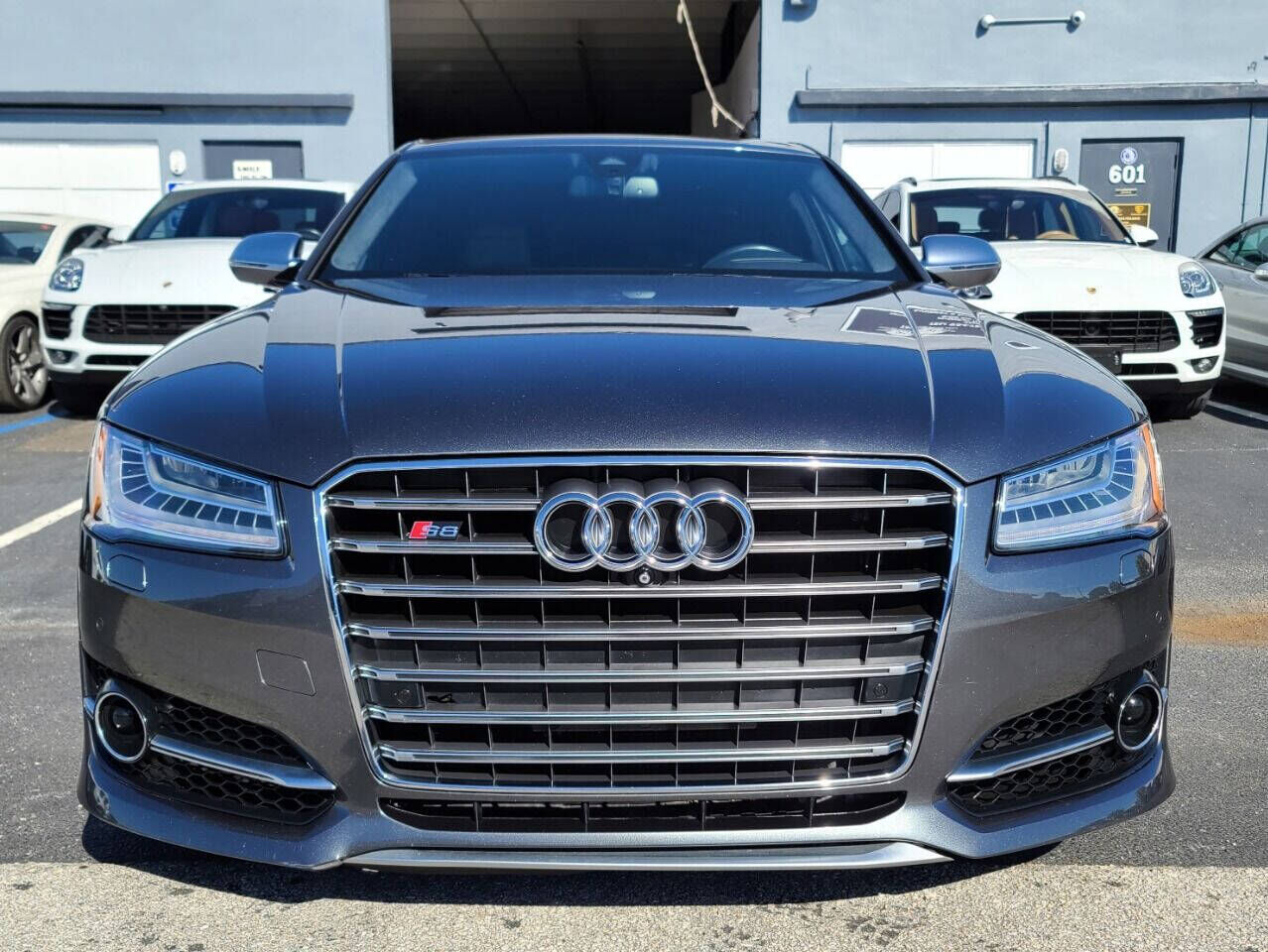 2017 Audi S8