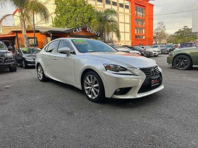 2016 LEXUS IS