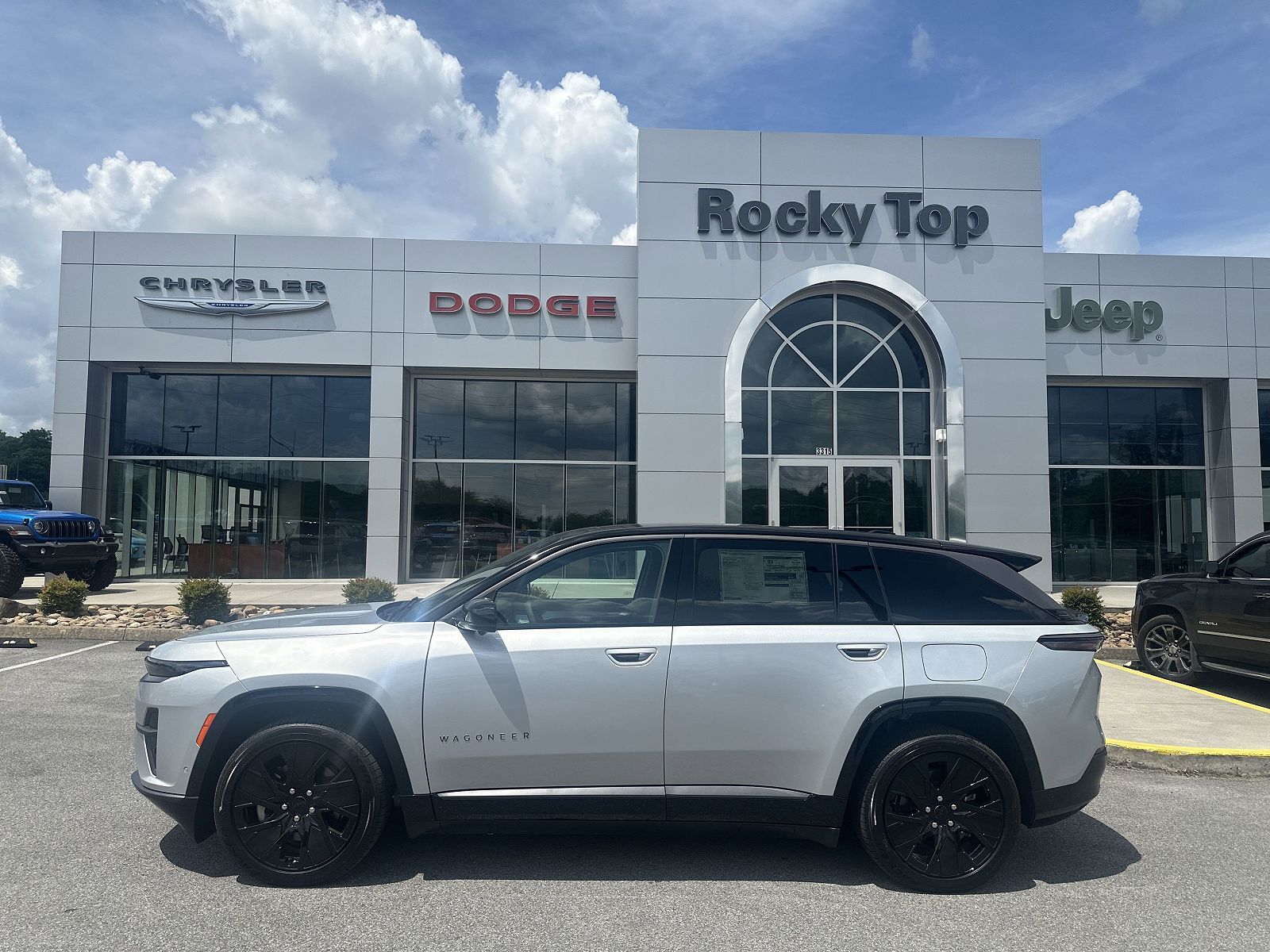 2025 JEEP Wagoneer S