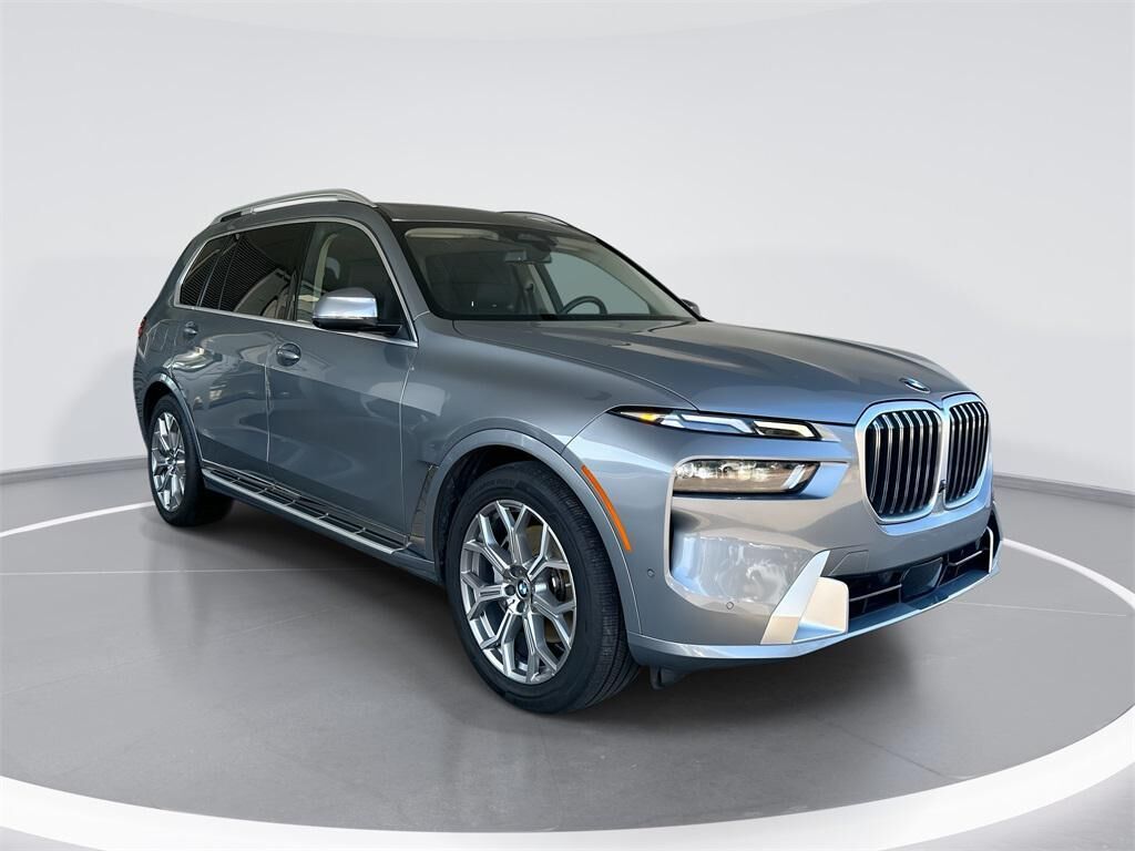 2025 BMW X7