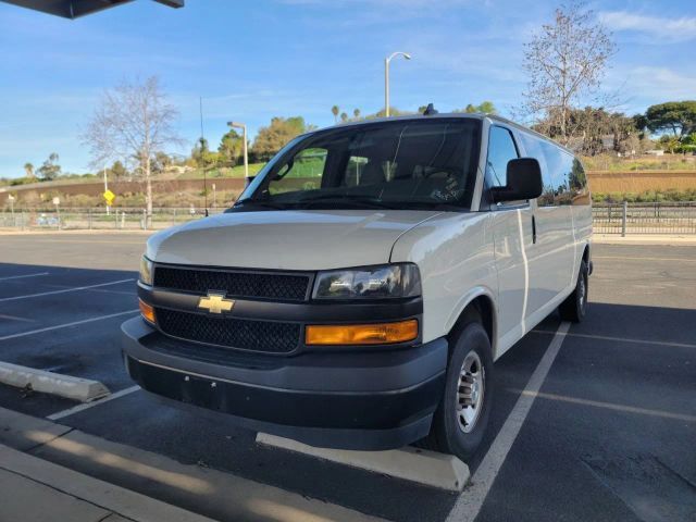 2020 CHEVROLET Express