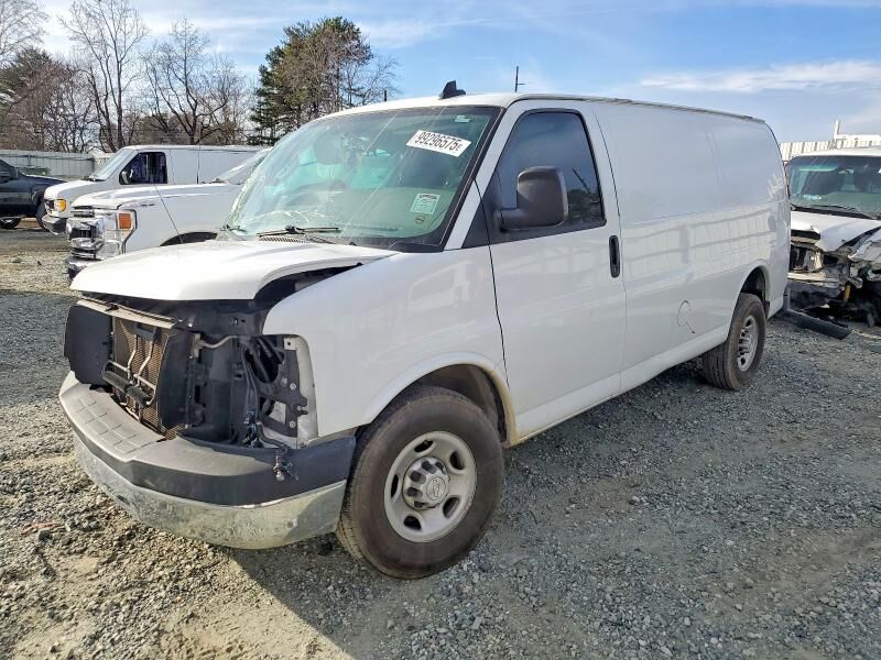 2018 CHEVROLET Express