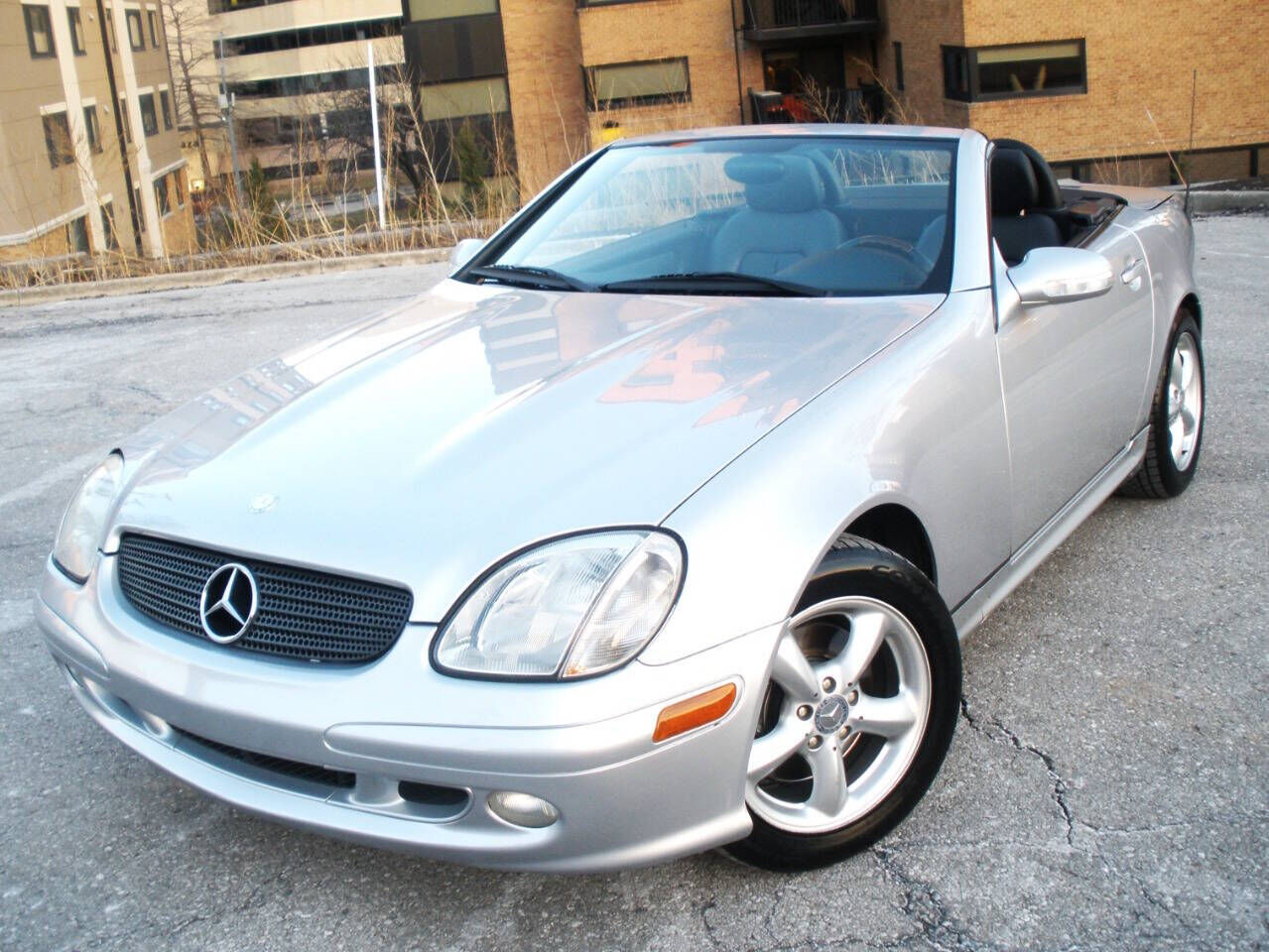 2003 MERCEDES-BENZ SLK-Class