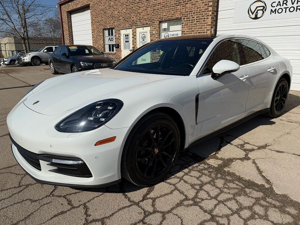 2017 PORSCHE Panamera