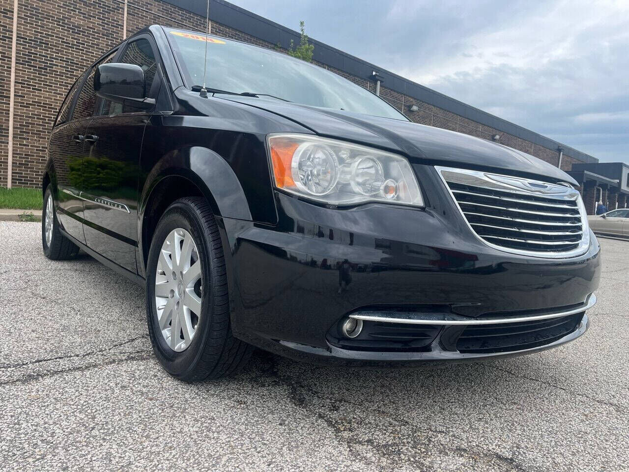 2014 CHRYSLER Town and Country