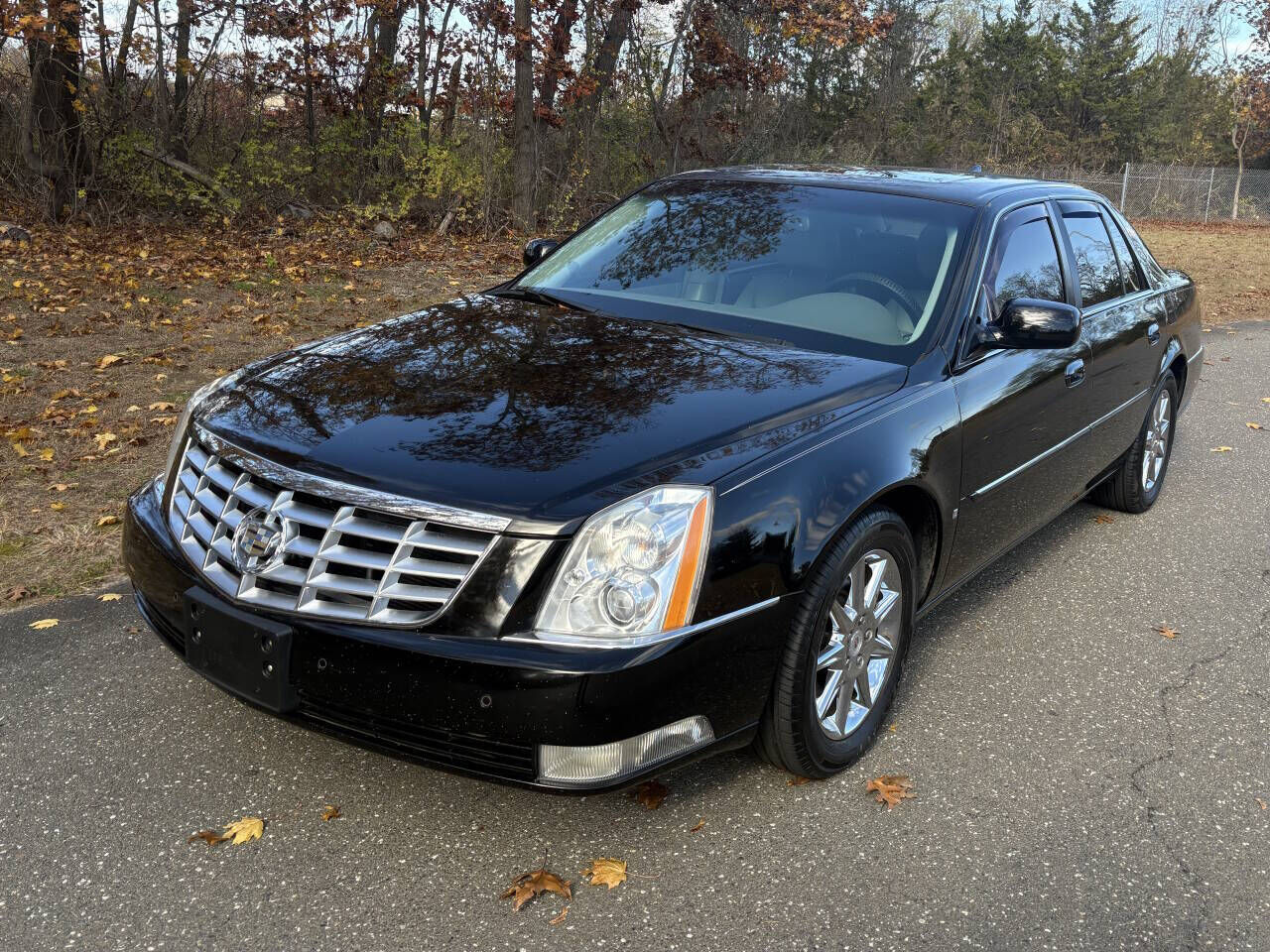 2010 CADILLAC DTS