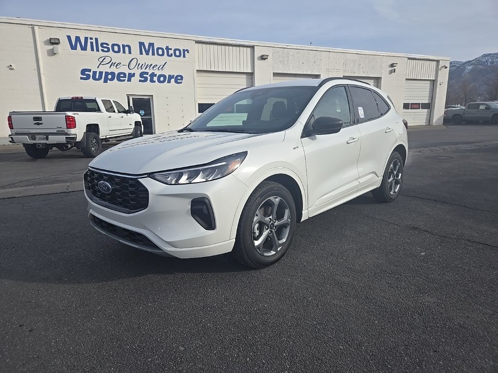 2023 FORD Escape