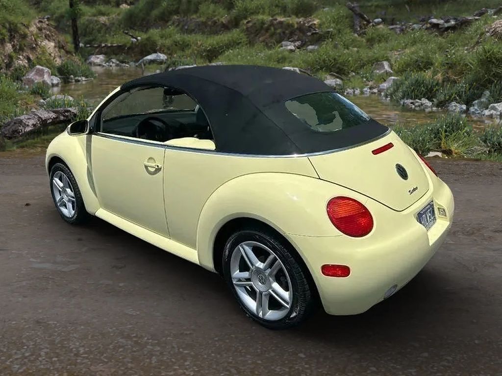 2004 VOLKSWAGEN Beetle
