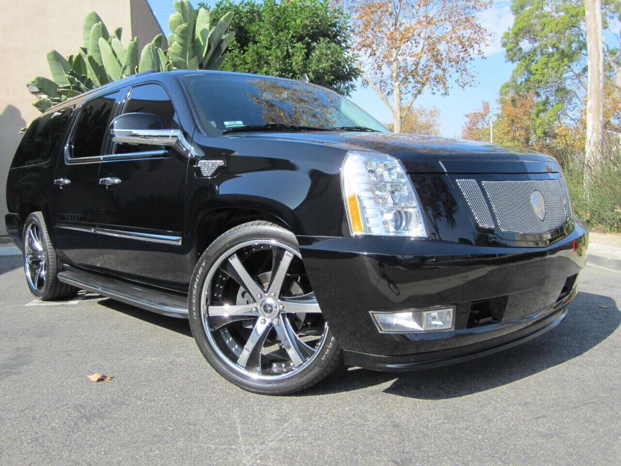 2011 CADILLAC Escalade