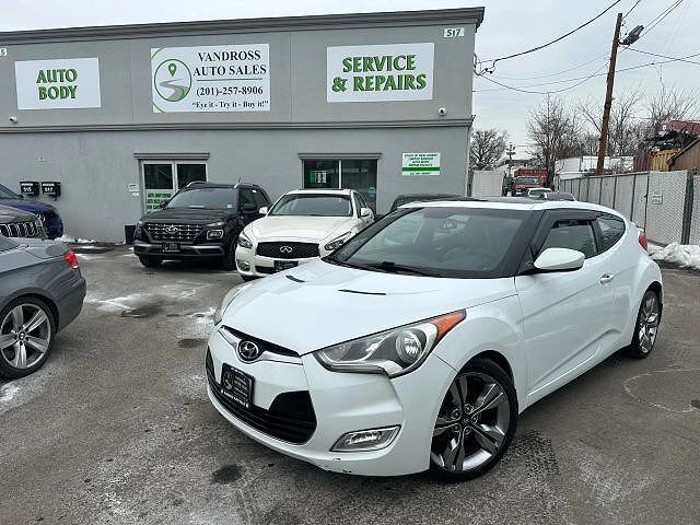 2013 HYUNDAI Veloster