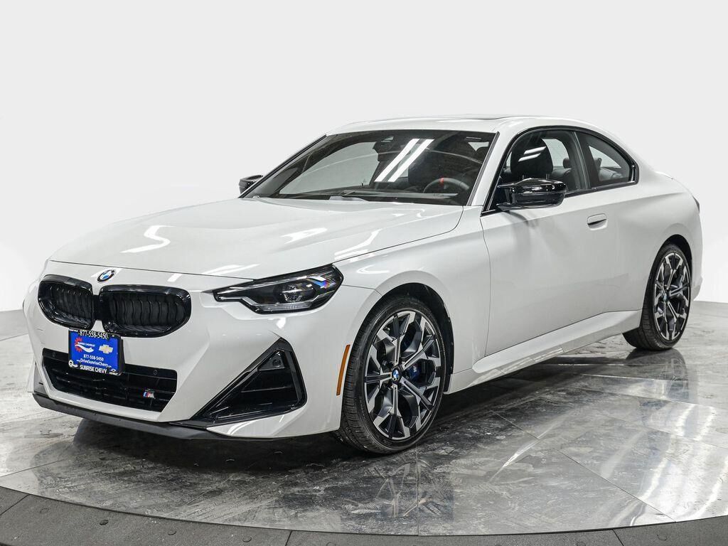 2025 BMW M2