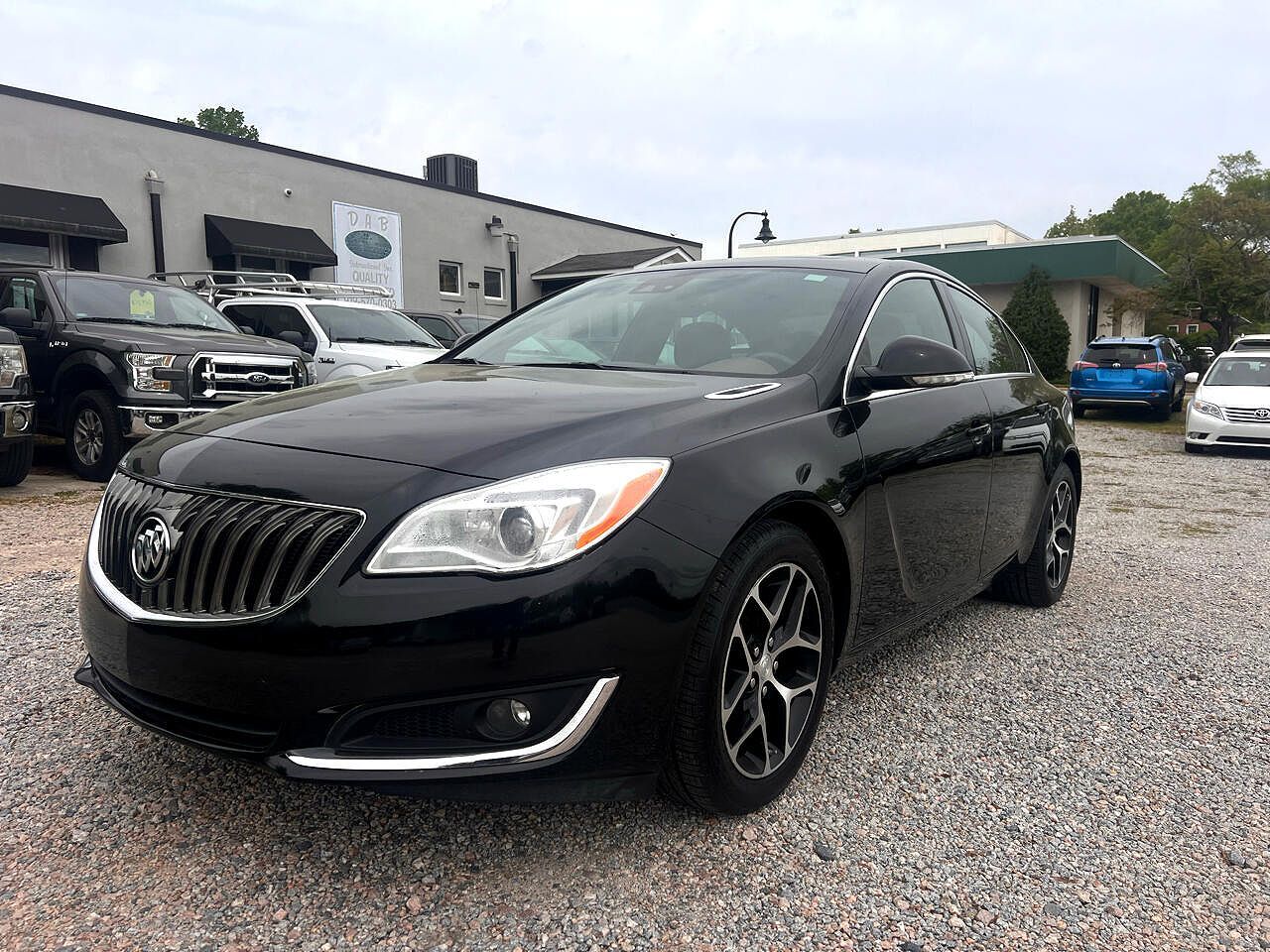 2017 BUICK Regal