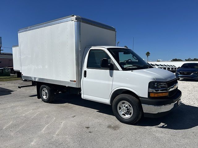 2026 CHEVROLET Express