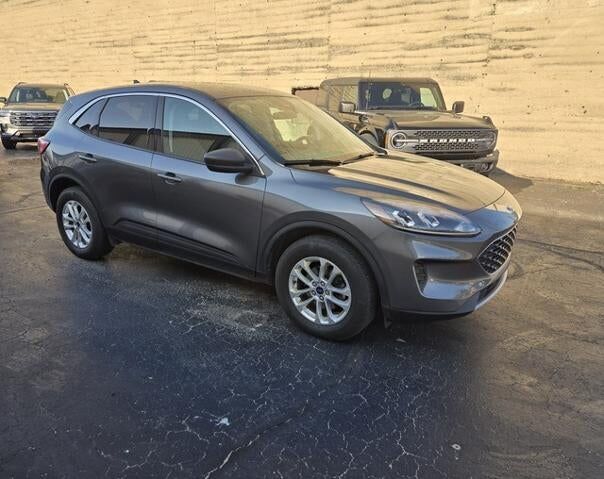 2022 FORD Escape