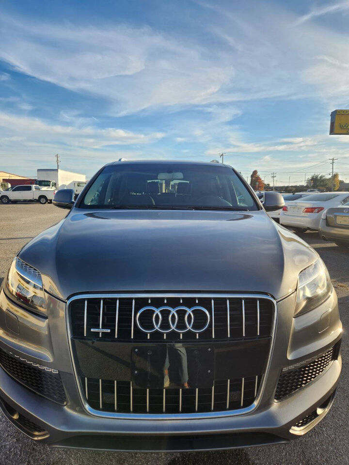 2012 AUDI Q7