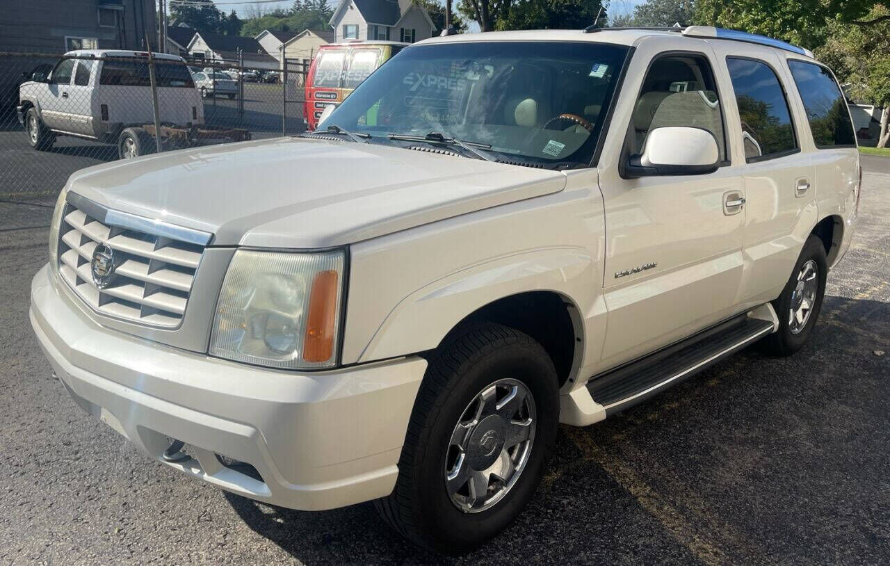 2004 CADILLAC Escalade