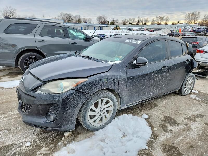 2013 MAZDA Mazda3