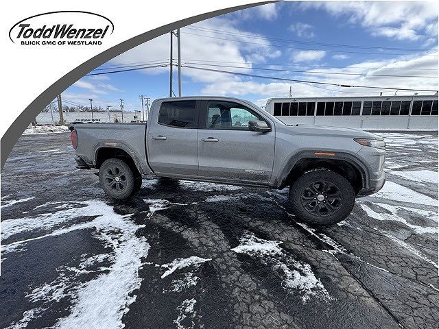 2023 GMC Canyon