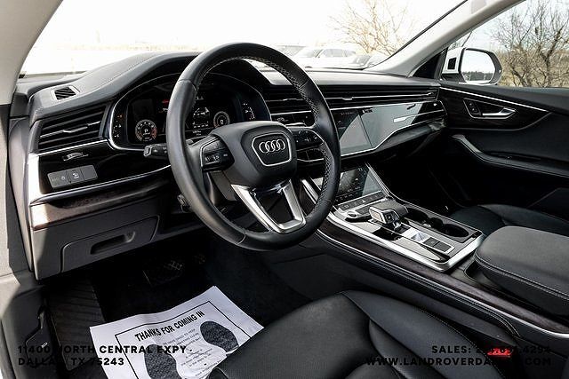 2023 Audi Q8