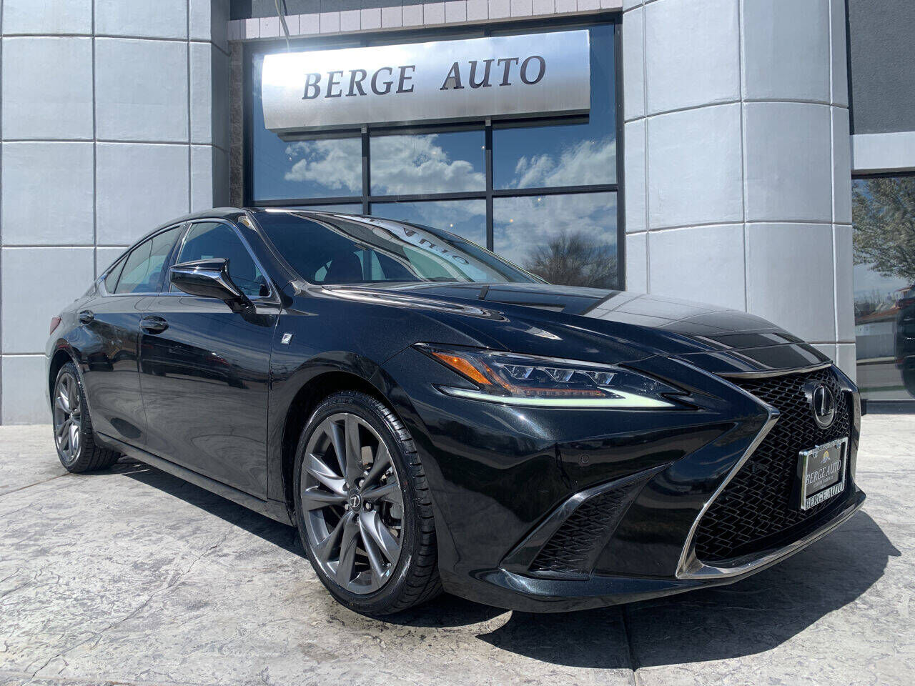 2021 LEXUS ES