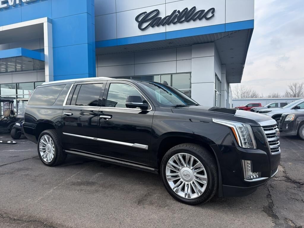 2019 CADILLAC Escalade ESV