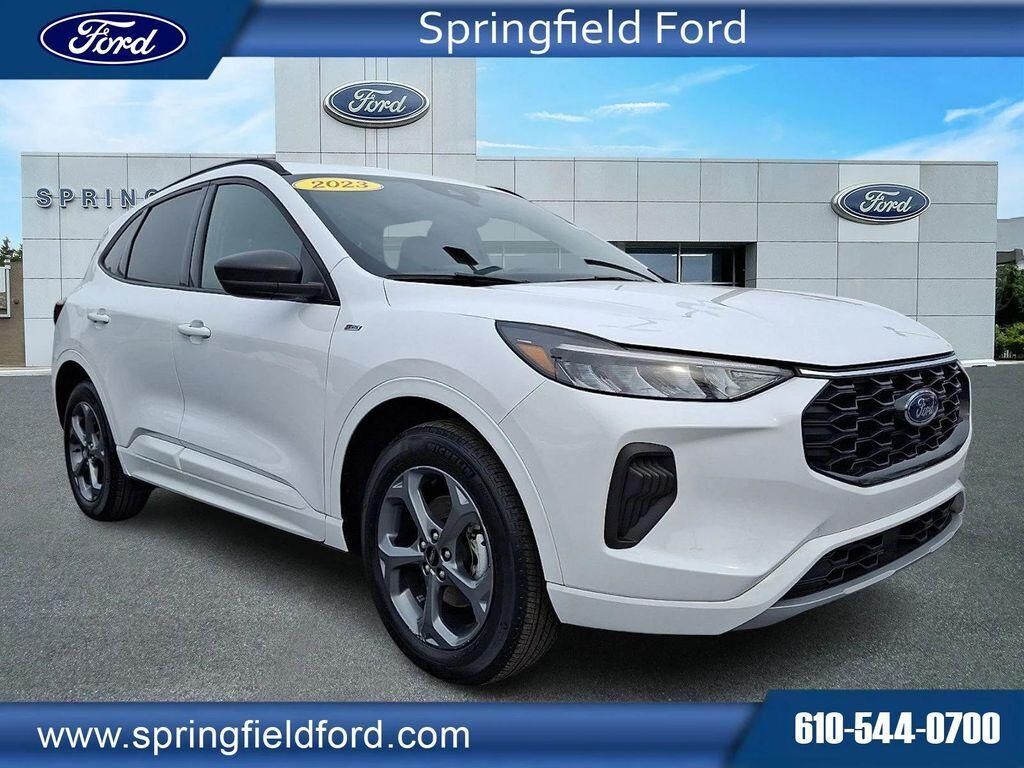 2023 FORD Escape
