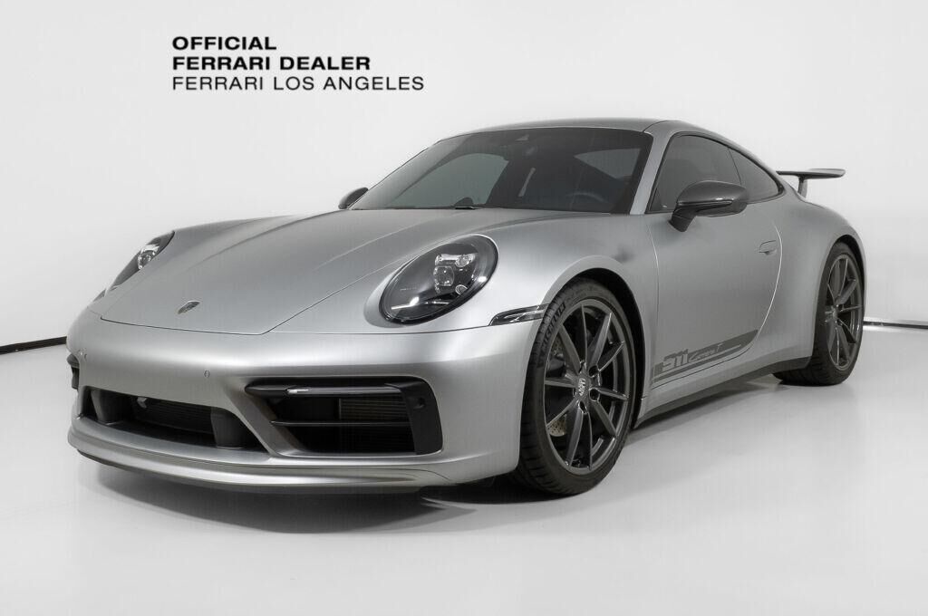 2024 PORSCHE 911