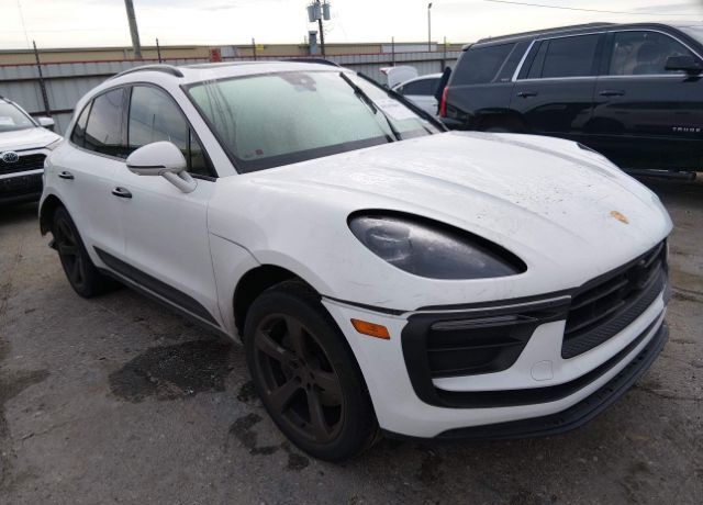 2023 PORSCHE Macan