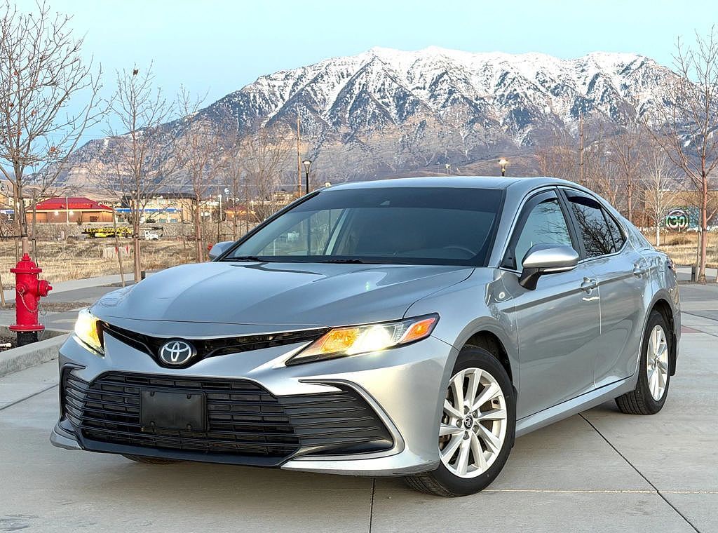 2022 TOYOTA Camry