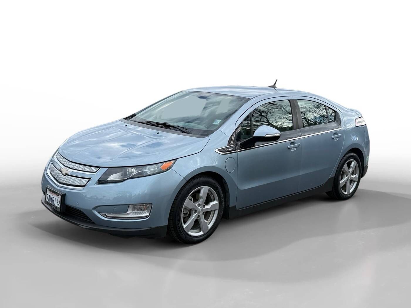 2013 CHEVROLET Volt