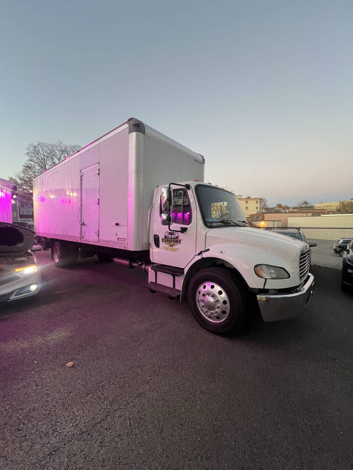 2014 FREIGHTLINER M2